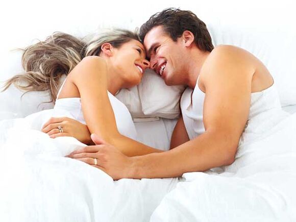 Relaciones sexuales como una forma de tratar el dolor en las bolas por excitación.
